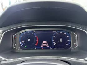 Volkswagen T-roc thumbnail 53