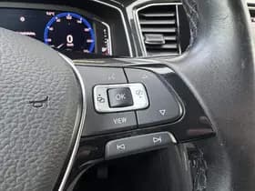 Volkswagen T-roc thumbnail 59