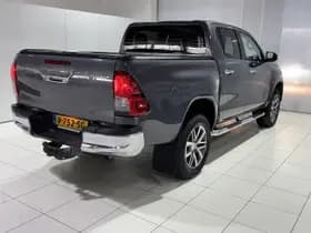 Toyota Hilux thumbnail 16