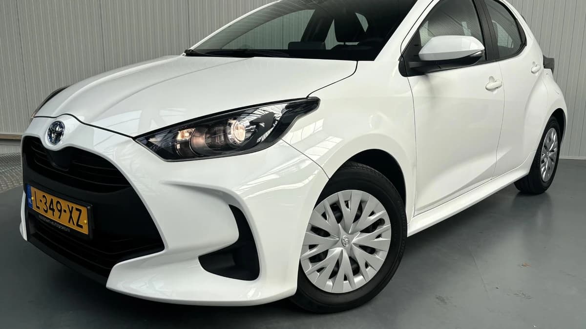 Toyota Yaris — foto 1