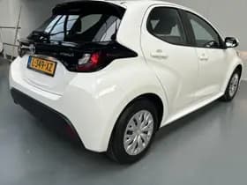 Toyota Yaris thumbnail 25