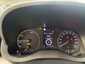 Toyota Yaris thumbnail 5