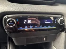 Toyota Yaris thumbnail 44