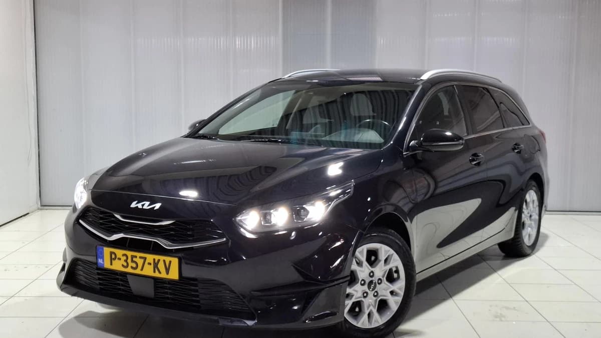 Kia Ceed-sportswagon — foto 1