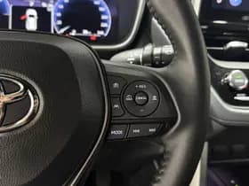 Toyota Corolla-cross thumbnail 12