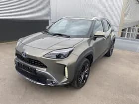 Toyota Yaris-cross thumbnail 3