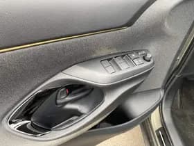 Toyota Yaris-cross thumbnail 71