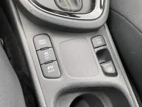 Toyota Yaris-cross thumbnail 87