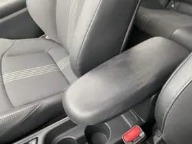 Toyota Yaris-cross thumbnail 88