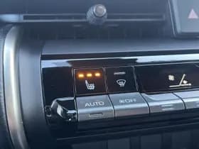 Toyota C-hr thumbnail 35