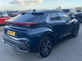 Toyota C-hr thumbnail 8