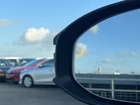 Toyota C-hr thumbnail 99