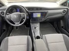 Toyota Auris thumbnail 23