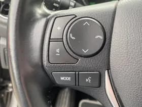 Toyota Auris thumbnail 26