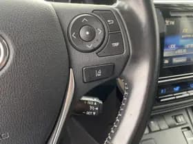 Toyota Auris thumbnail 27