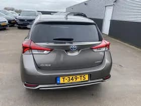 Toyota Auris thumbnail 54