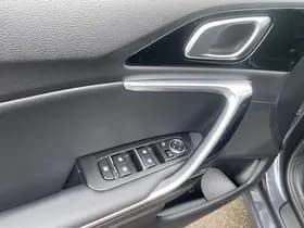 Kia Ceed thumbnail 72