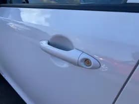 Kia Picanto thumbnail 16