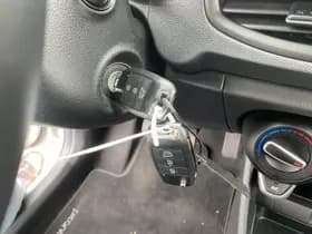 Kia Picanto thumbnail 33