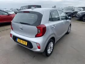 Kia Picanto thumbnail 8