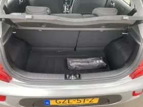 Kia Picanto thumbnail 10