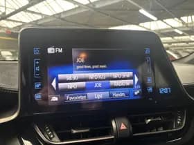 Toyota C-hr thumbnail 14