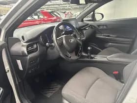Toyota C-hr thumbnail 30