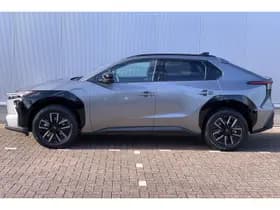 Toyota Bz4x thumbnail 2