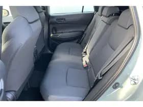 Toyota Corolla-cross thumbnail 11