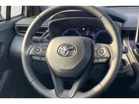 Toyota Corolla-cross thumbnail 14