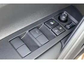 Toyota Corolla-cross thumbnail 26