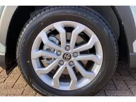 Toyota Corolla-cross thumbnail 34