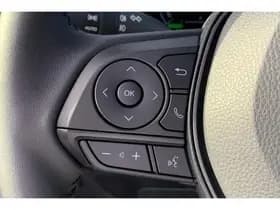 Toyota Corolla-cross thumbnail 41