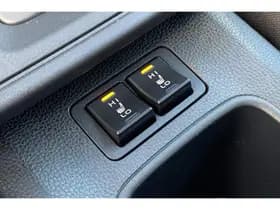 Toyota Corolla-cross thumbnail 49