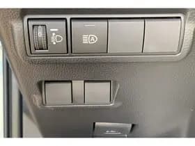 Toyota Corolla-cross thumbnail 51