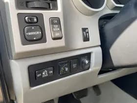 Toyota Tundra thumbnail 8