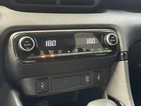 Toyota Yaris thumbnail 16