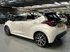Toyota Yaris thumbnail 21
