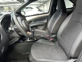 Toyota Aygo thumbnail 2