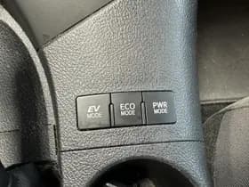 Toyota Auris thumbnail 17