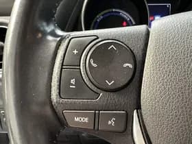 Toyota Auris thumbnail 33