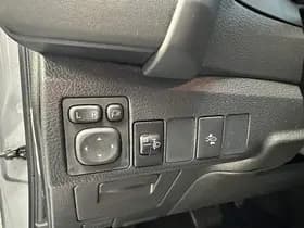 Toyota Auris thumbnail 37