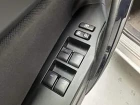 Toyota Auris thumbnail 39