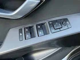 Kia Niro thumbnail 60