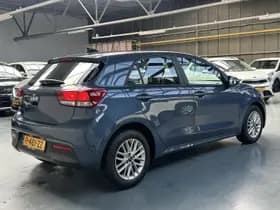 Kia Rio thumbnail 18