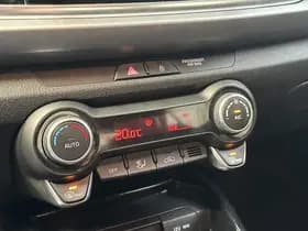 Kia Rio thumbnail 33