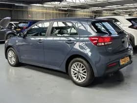 Kia Rio thumbnail 39