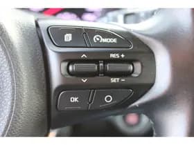 Kia Stonic thumbnail 25