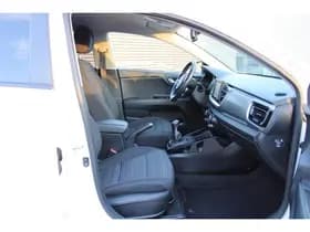 Kia Stonic thumbnail 52