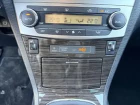 Toyota Avensis thumbnail 23